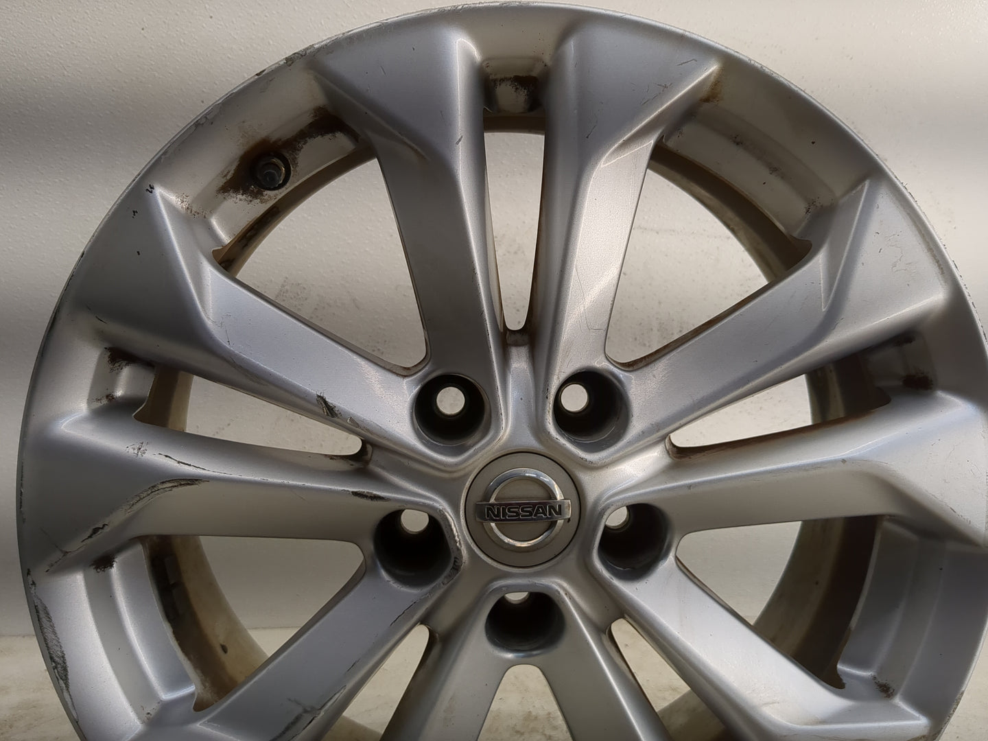 2014-2018 Nissan Rogue Oem Wheel Rim - Oemusedautoparts1.com