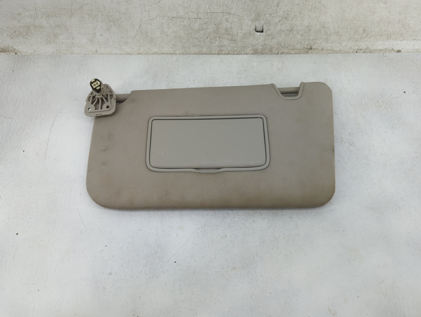 2014-2017 Nissan Rogue Sun Visor Shade Replacement Driver Left Mirror Fits Fits 2014 2015 2016 2017 OEM Used Auto Parts - Oe