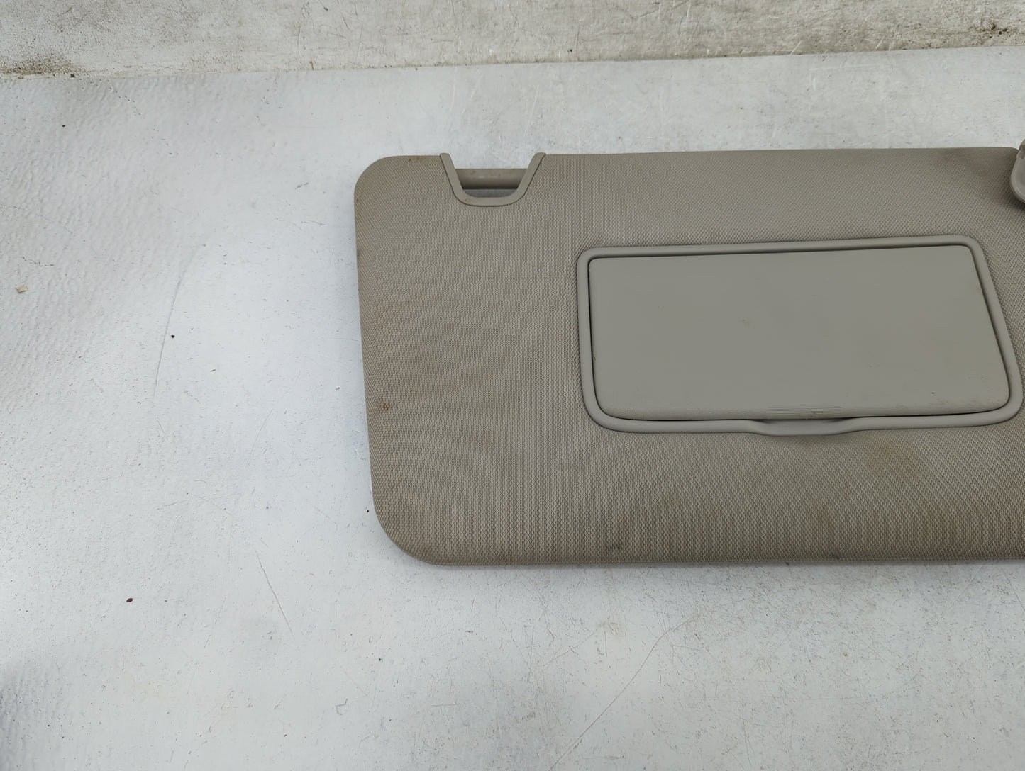 2014-2017 Nissan Rogue Sun Visor Shade Replacement Passenger Right Mirror Fits Fits 2014 2015 2016 2017 OEM Used Auto Parts 