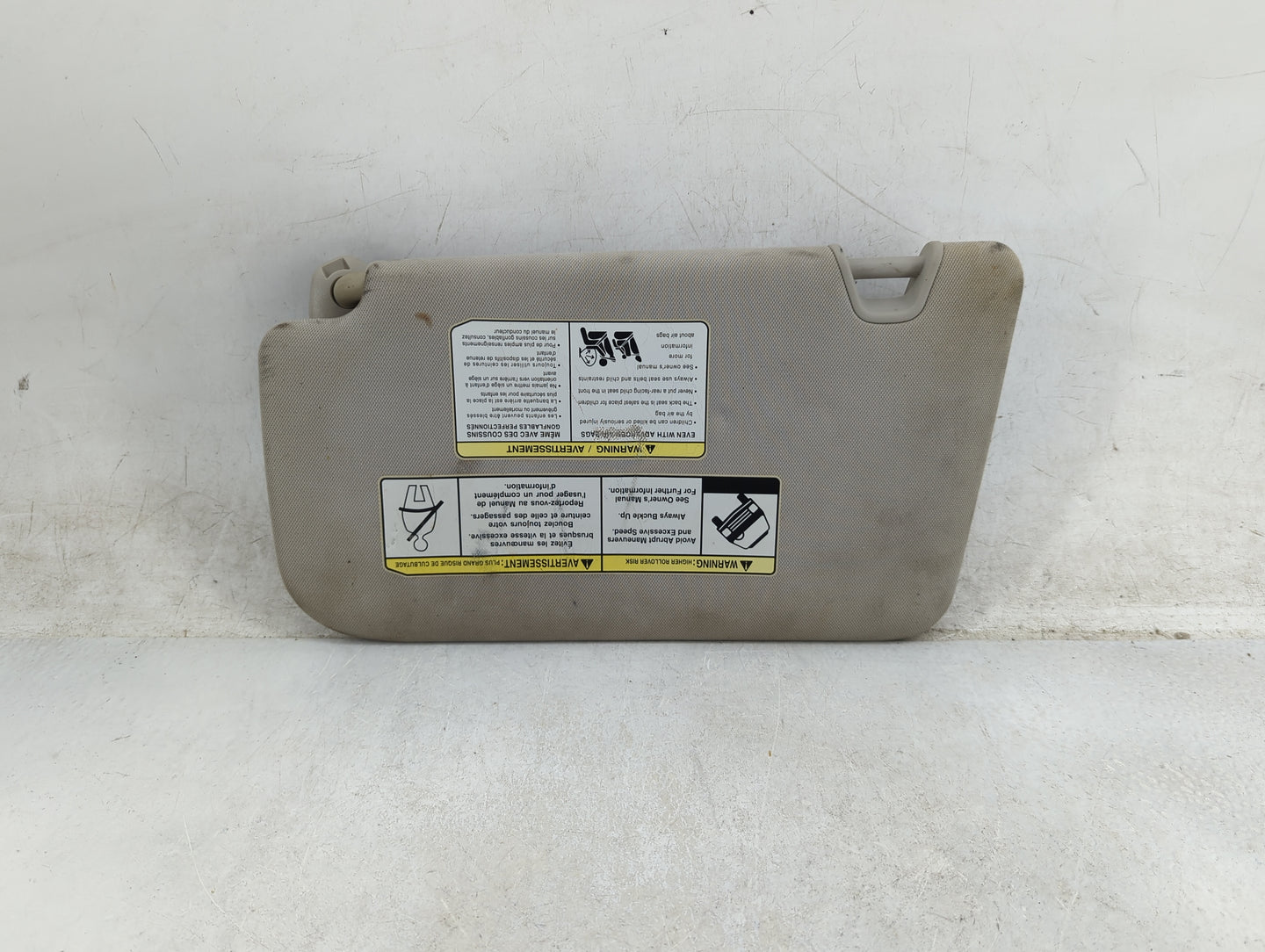 2014-2017 Nissan Rogue Sun Visor Shade Replacement Passenger Right Mirror Fits Fits 2014 2015 2016 2017 OEM Used Auto Parts 