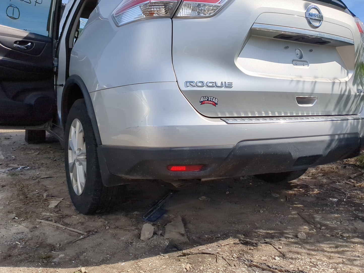 2015-2016 Nissan Rogue Rear Bumper Assembly Oem - Oemusedautoparts1.com