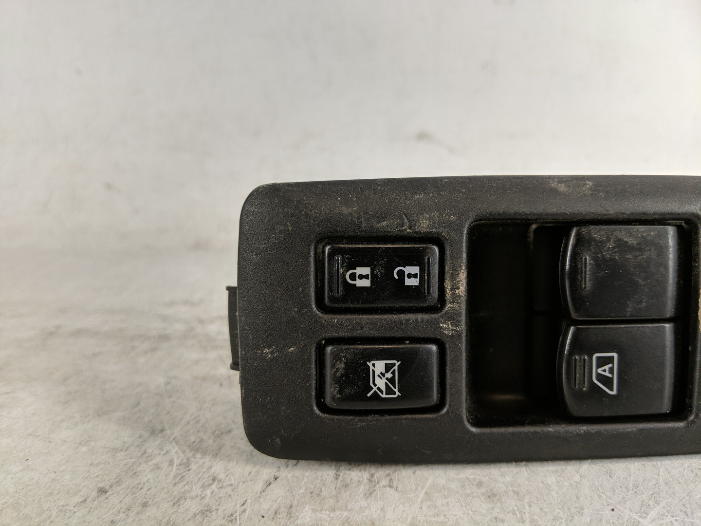 2011-2015 Nissan Rogue Master Power Window Switch Replacement Driver Side Left Fits Fits 2011 2012 2013 2014 2015 OEM Used A