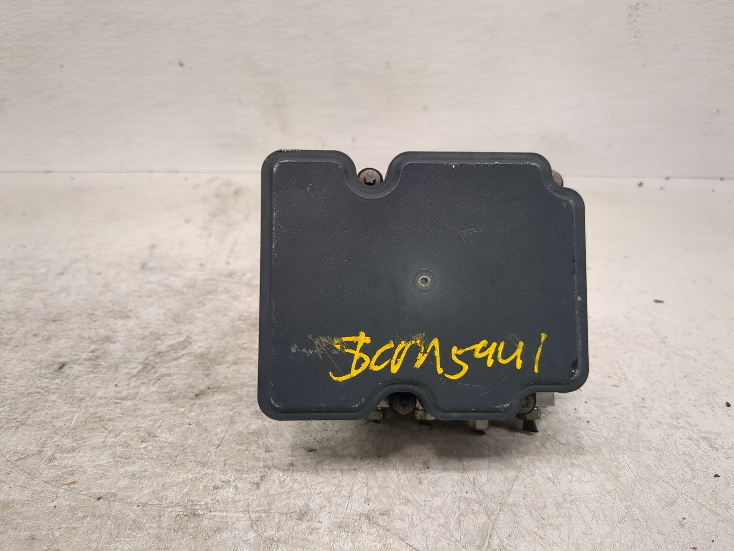 2014-2015 Nissan Rogue ABS Pump Control Module Replacement P/N:0265956165 2265106527 Fits Fits 2014 2015 OEM Used Auto Parts