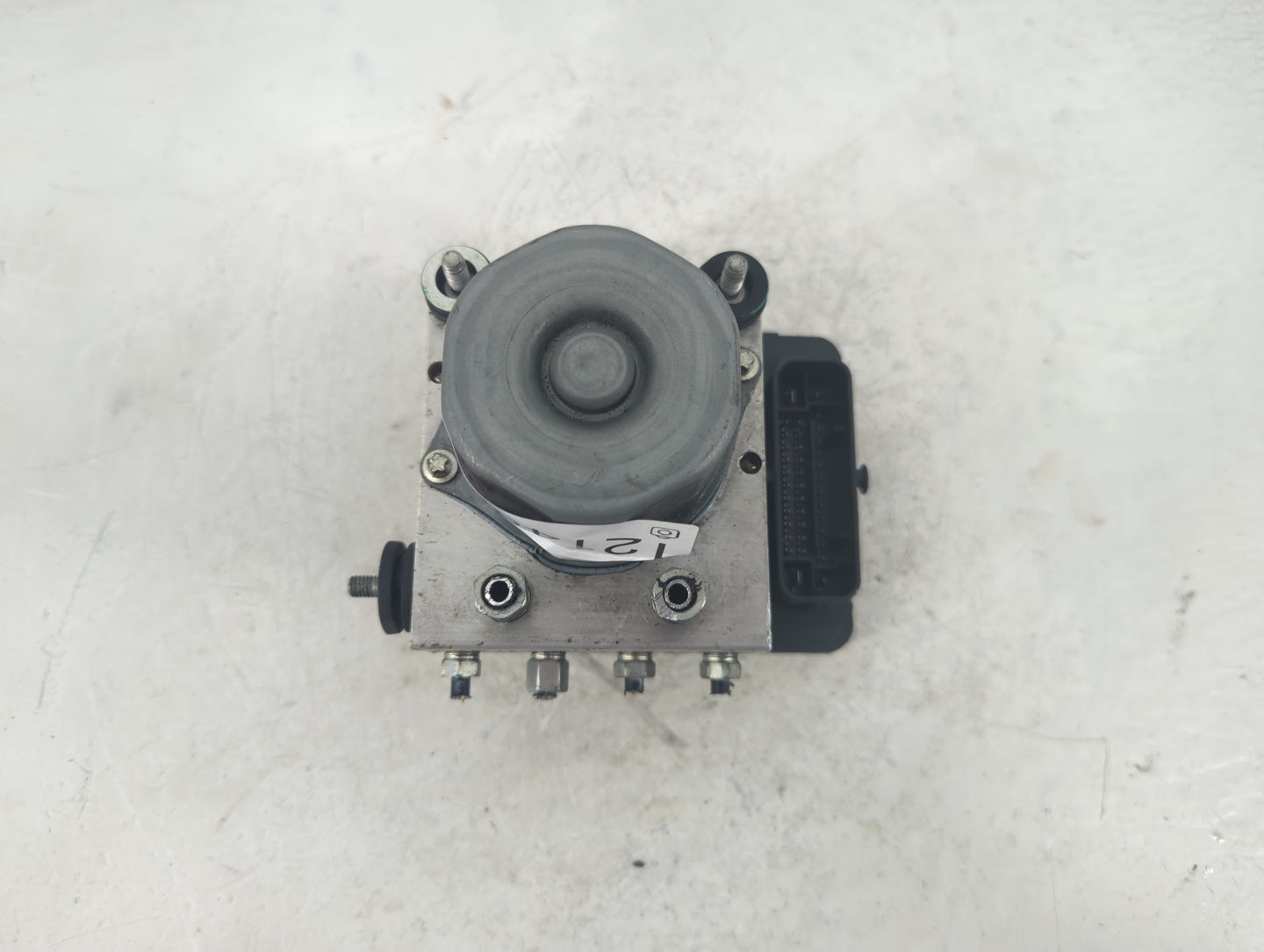 2015-2016 Nissan Rogue ABS Pump Control Module Replacement P/N:47660 5HA0A Fits Fits 2015 2016 OEM Used Auto Parts - Oemused