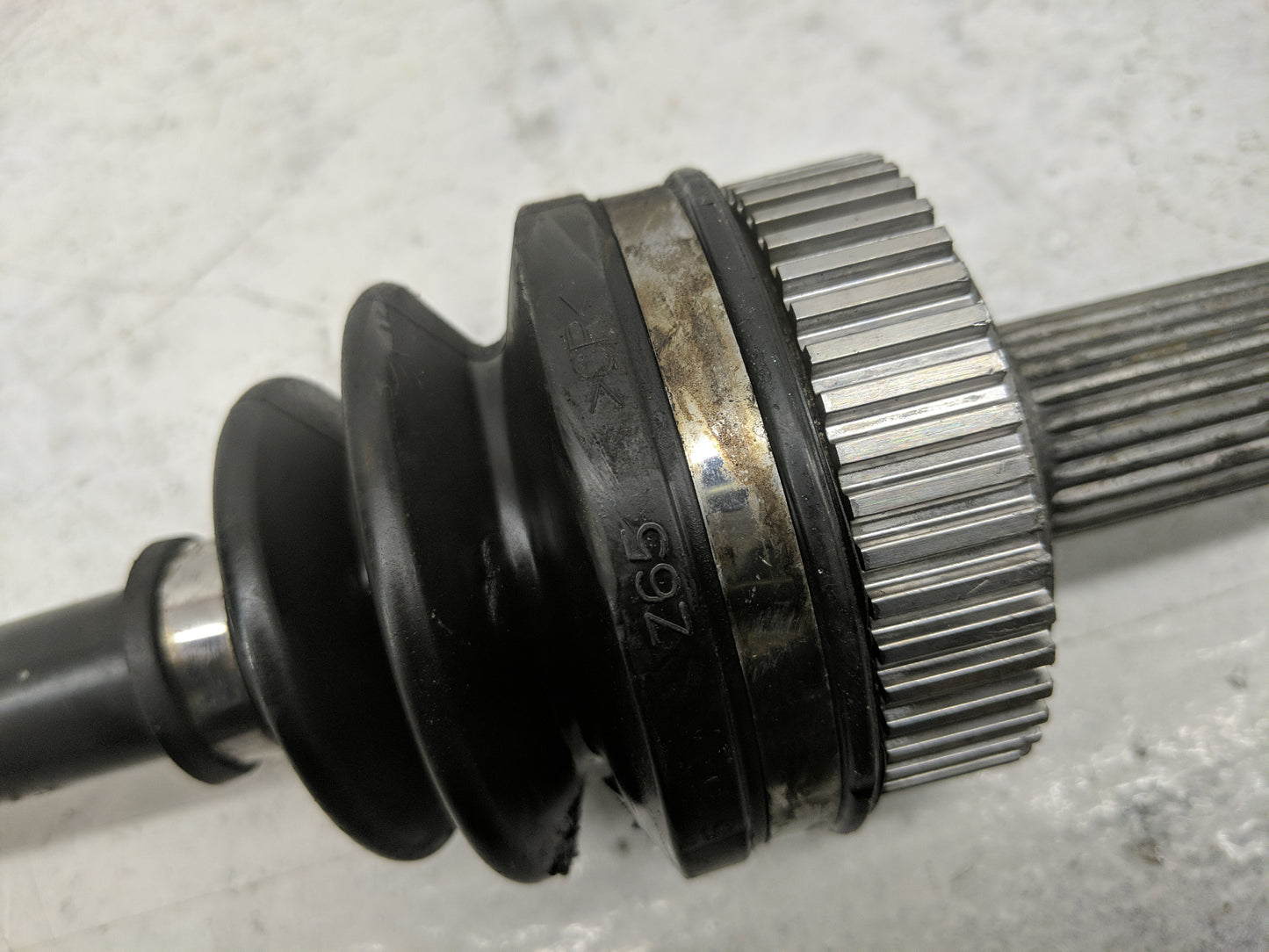 2014-2017 Nissan Rogue Axle Shaft Front Driver Cv C/v - Oemusedautoparts1.com