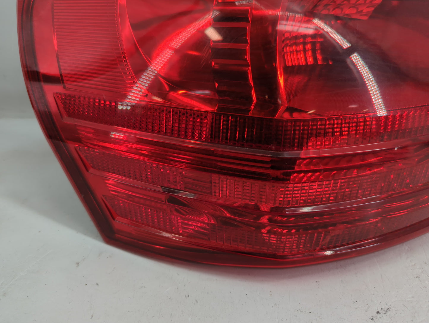 2014-2016 Nissan Rogue Tail Light Assembly Driver Left OEM Fits Fits 2014 2015 2016 OEM Used Auto Parts - Oemusedautoparts1.