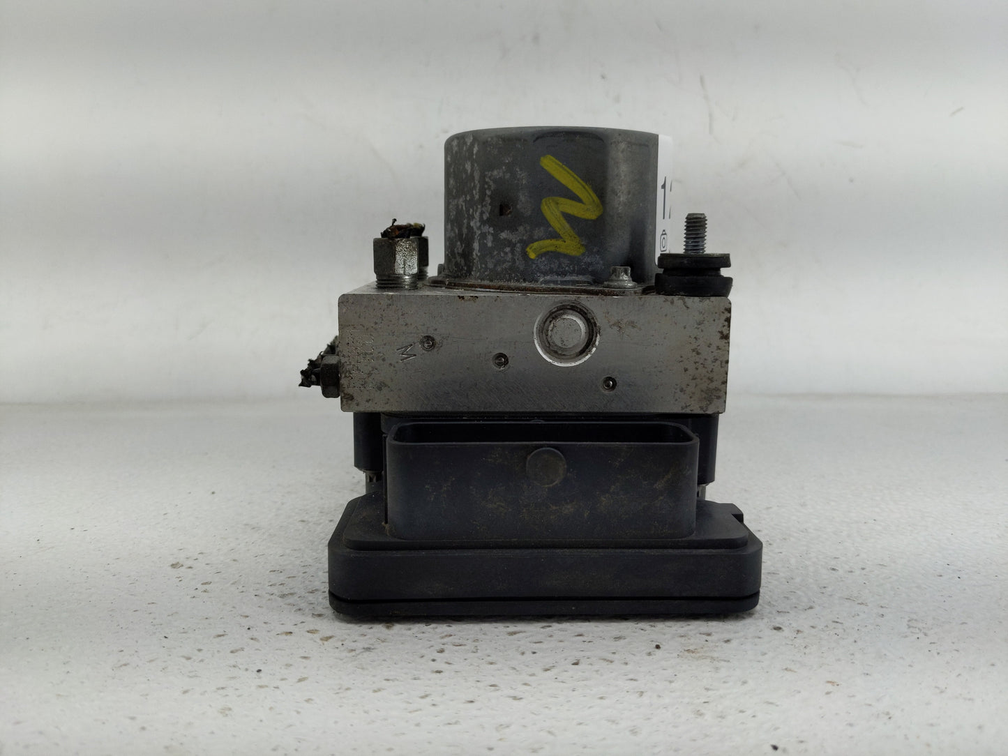 2014-2015 Nissan Rogue ABS Pump Control Module Replacement P/N:47660-4BP0A Fits Fits 2014 2015 OEM Used Auto Parts - Oemused