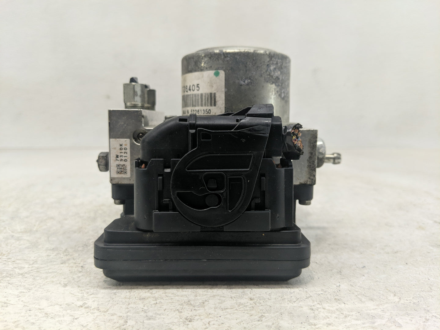 2012-2015 Nissan Rogue ABS Pump Control Module Replacement P/N:A98000E1K Fits Fits 2012 2013 2014 2015 OEM Used Auto Parts -