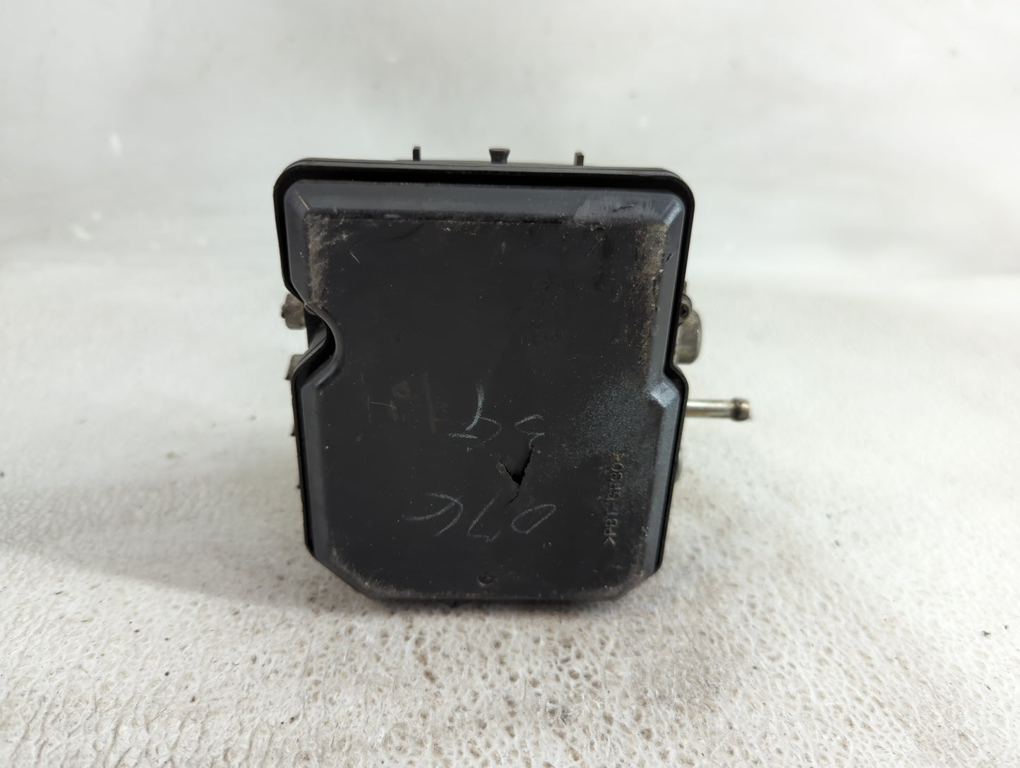 2014-2015 Nissan Rogue ABS Pump Control Module Replacement P/N:TD8405 Fits Fits 2014 2015 OEM Used Auto Parts - Oemusedautop