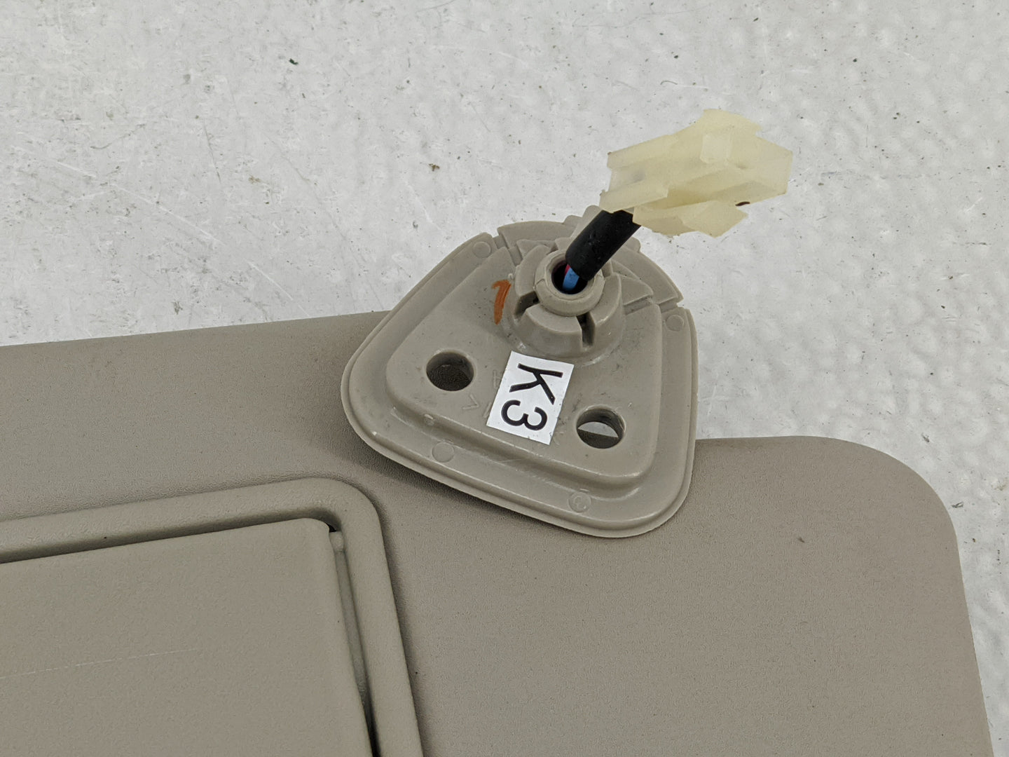 2008-2015 Nissan Rogue Sun Visor Shade Replacement Passenger Right Mirror Fits Fits 2008 2009 2010 2011 2012 2013 2014 2015 