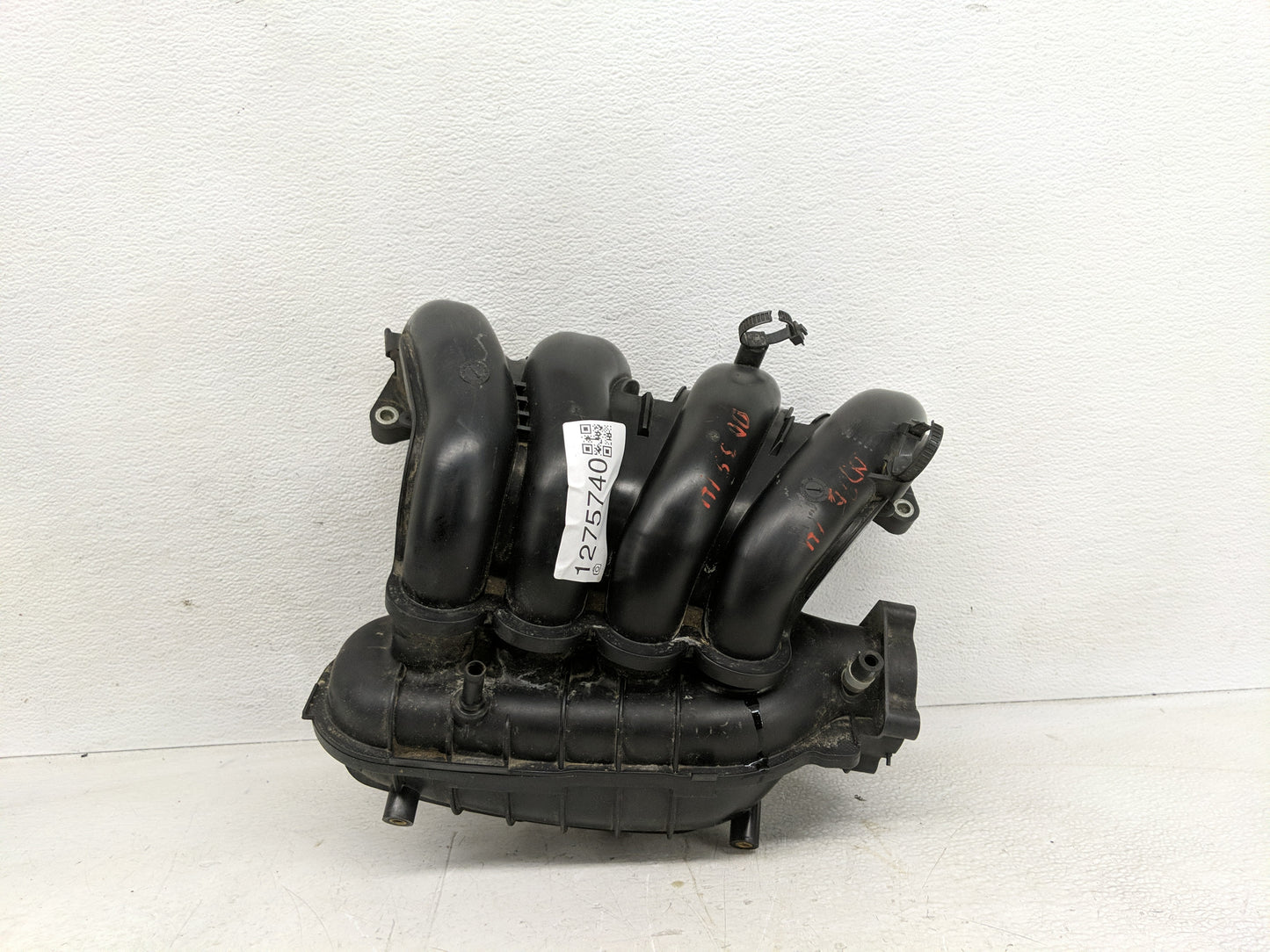 2014-2018 Nissan Rogue Air Intake Manifold Fits Fits 2014 2015 2016 2017 2018 OEM Used Auto Parts - Oemusedautoparts1.com