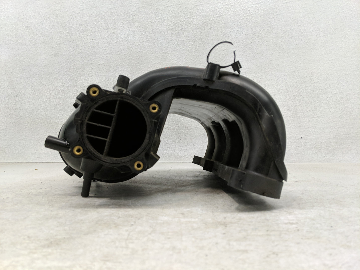 2014-2018 Nissan Rogue Air Intake Manifold Fits Fits 2014 2015 2016 2017 2018 OEM Used Auto Parts - Oemusedautoparts1.com