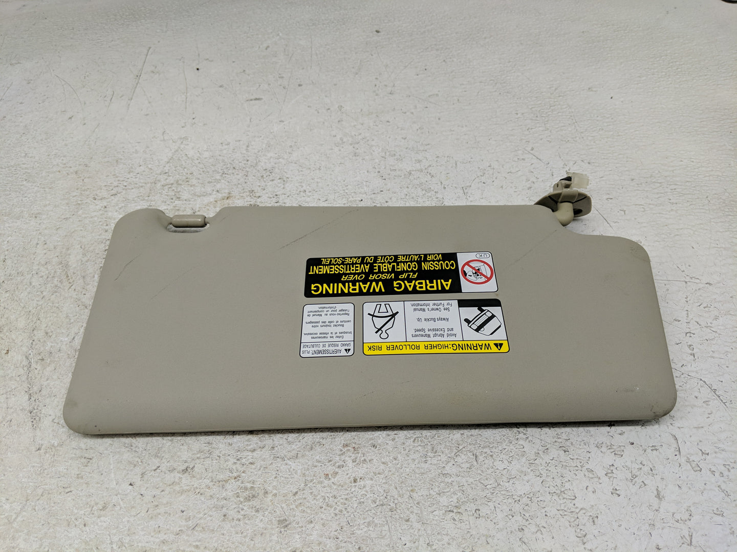 2011-2015 Nissan Rogue Sun Visor Shade Replacement Driver Left Mirror Fits Fits 2011 2012 2013 2014 2015 OEM Used Auto Parts