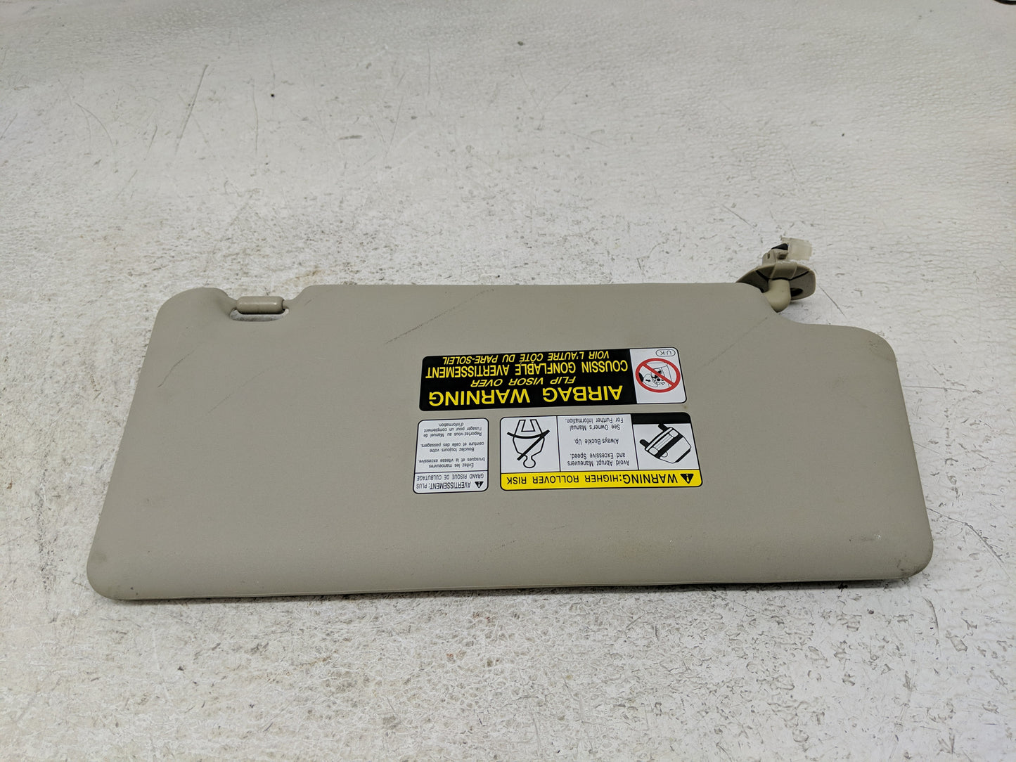 2011-2015 Nissan Rogue Sun Visor Shade Replacement Driver Left Mirror Fits Fits 2011 2012 2013 2014 2015 OEM Used Auto Parts