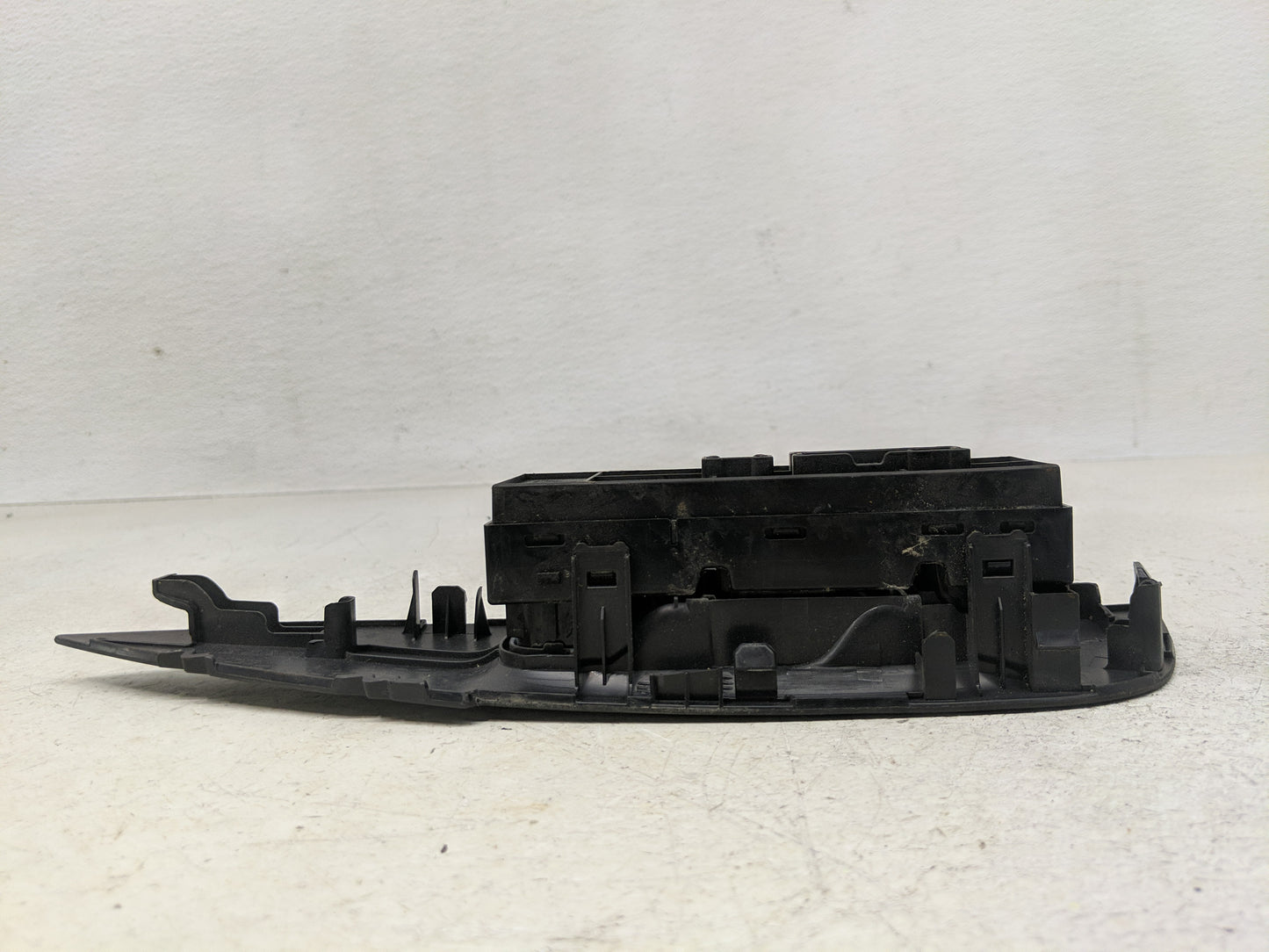 2014-2020 Nissan Rogue Master Power Window Switch Replacement Driver Side Left P/N:25401 4BA5A Fits OEM Used Auto Parts - Oe