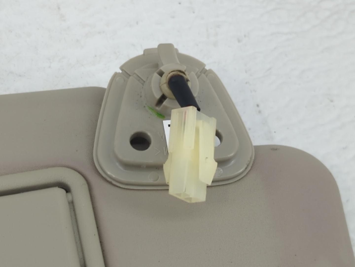2008-2015 Nissan Rogue Sun Visor Shade Replacement Passenger Right Mirror Fits Fits 2008 2009 2010 2011 2012 2013 2014 2015 