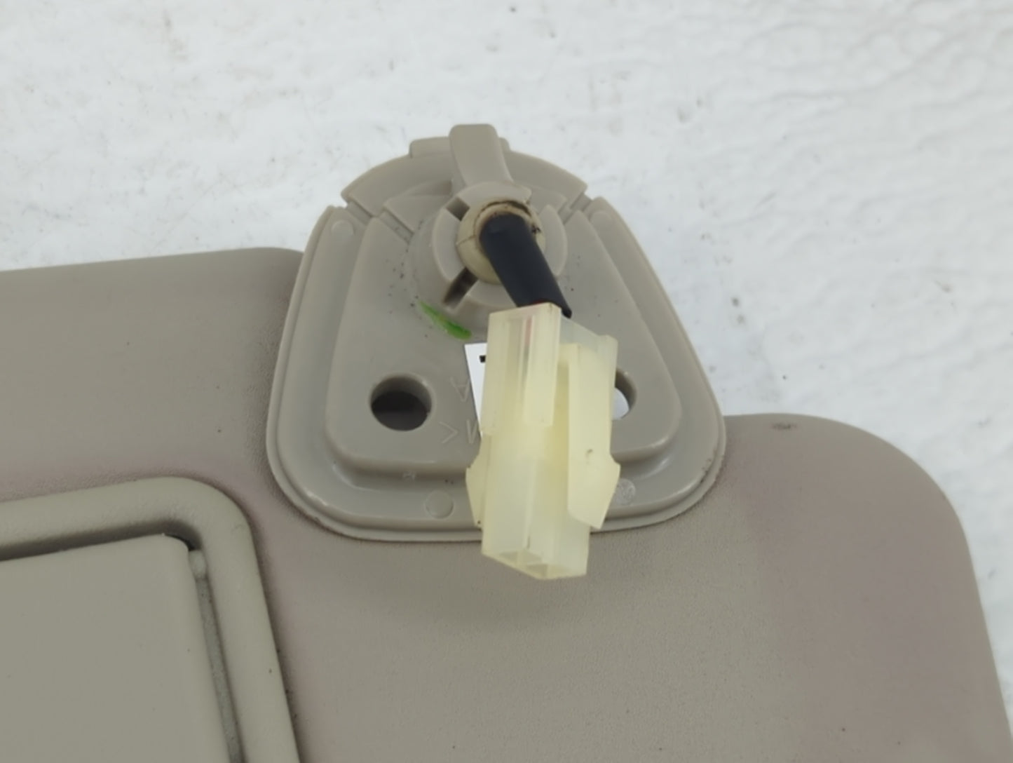 2008-2015 Nissan Rogue Sun Visor Shade Replacement Passenger Right Mirror Fits Fits 2008 2009 2010 2011 2012 2013 2014 2015 