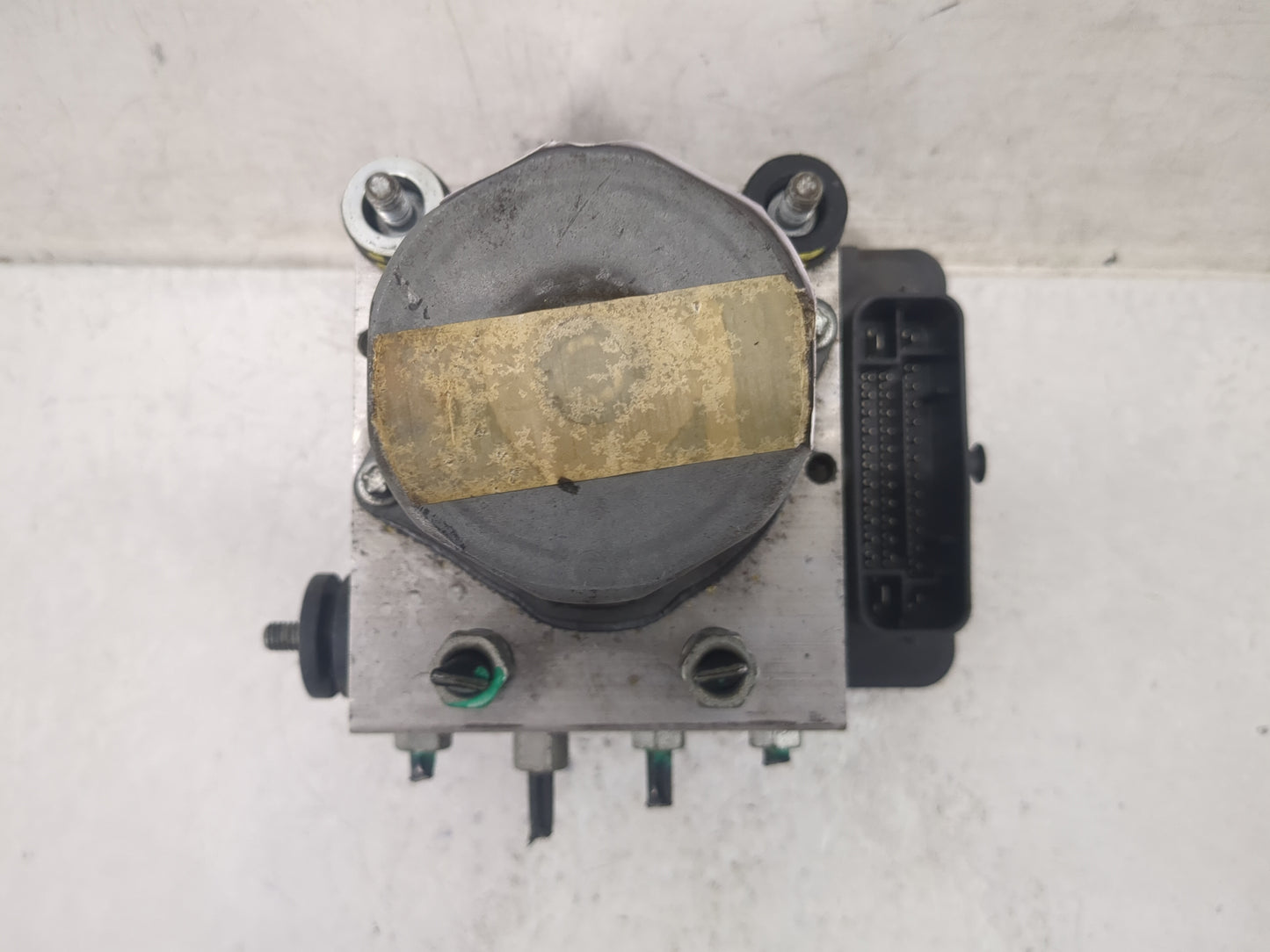2014-2015 Nissan Rogue ABS Pump Control Module Replacement P/N:47660-4BF0A Fits Fits 2014 2015 OEM Used Auto Parts - Oemused