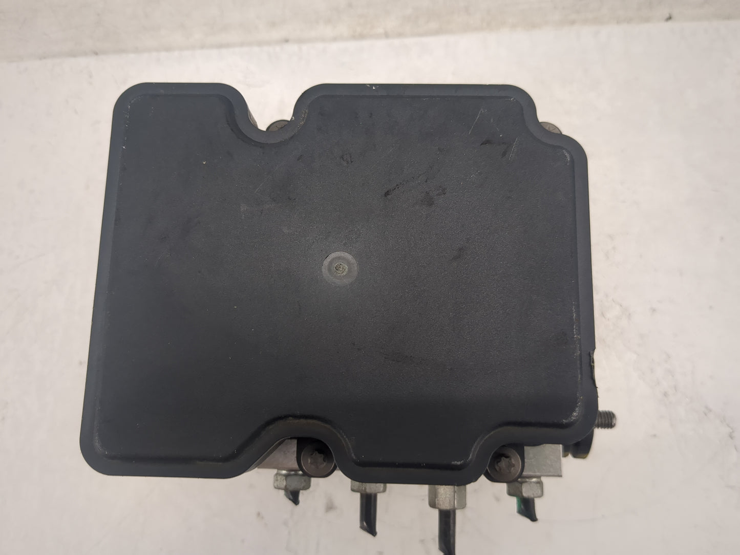 2014-2015 Nissan Rogue ABS Pump Control Module Replacement P/N:47660-4BF0A Fits Fits 2014 2015 OEM Used Auto Parts - Oemused