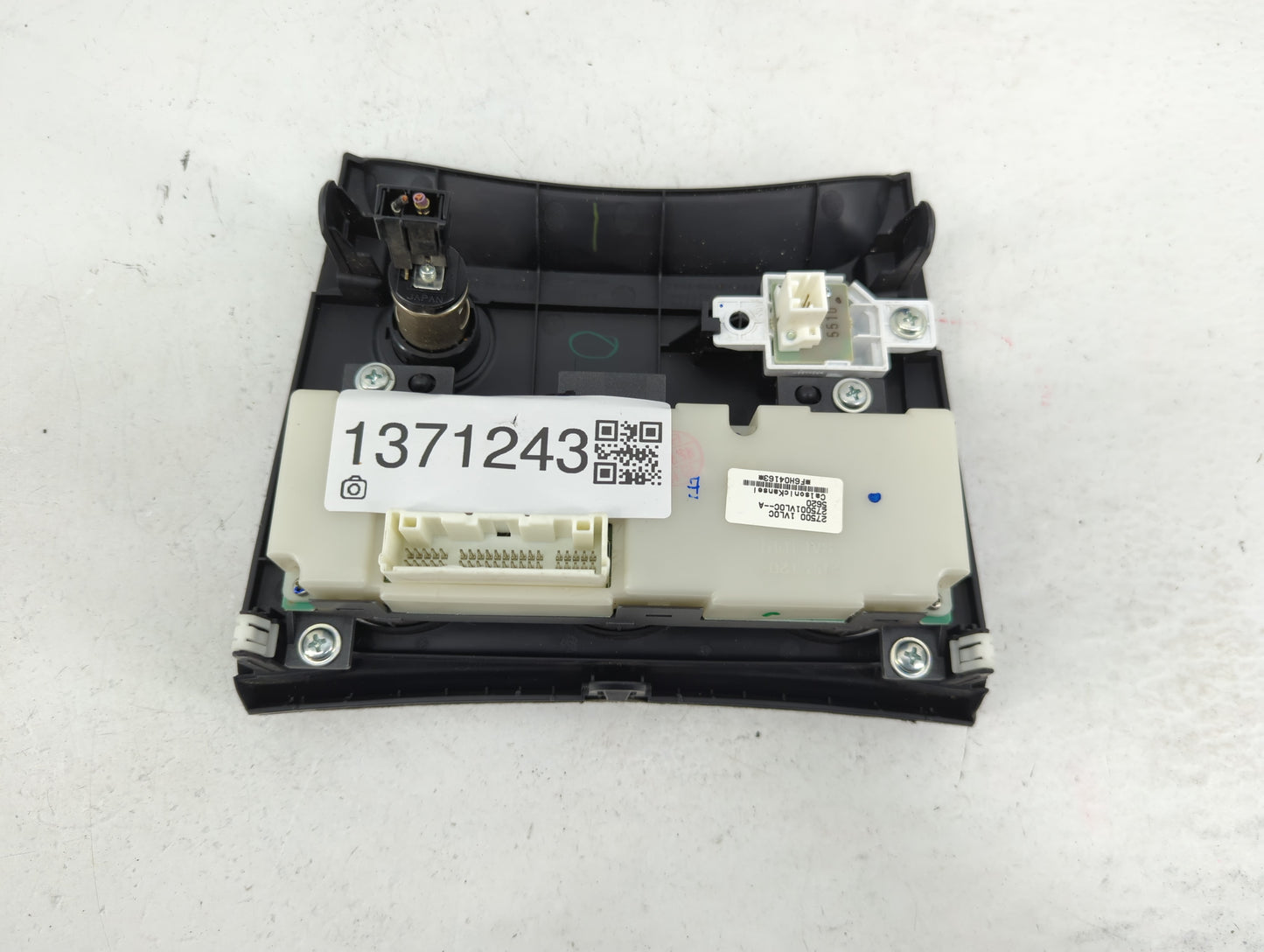 2011-2015 Nissan Rogue Climate Control Module Temperature AC/Heater Replacement P/N:27500 1VL0C Fits Fits 2011 2012 2013 201