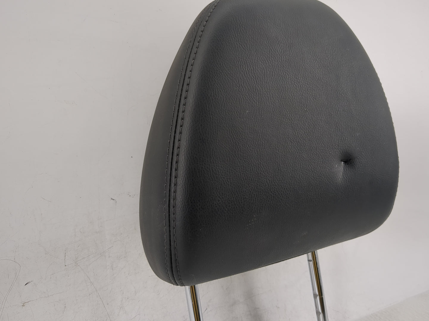 2014-2015 Nissan Rogue Headrest Head Rest Front Driver Passenger Seat Fits Fits 2014 2015 OEM Used Auto Parts - Oemusedautop