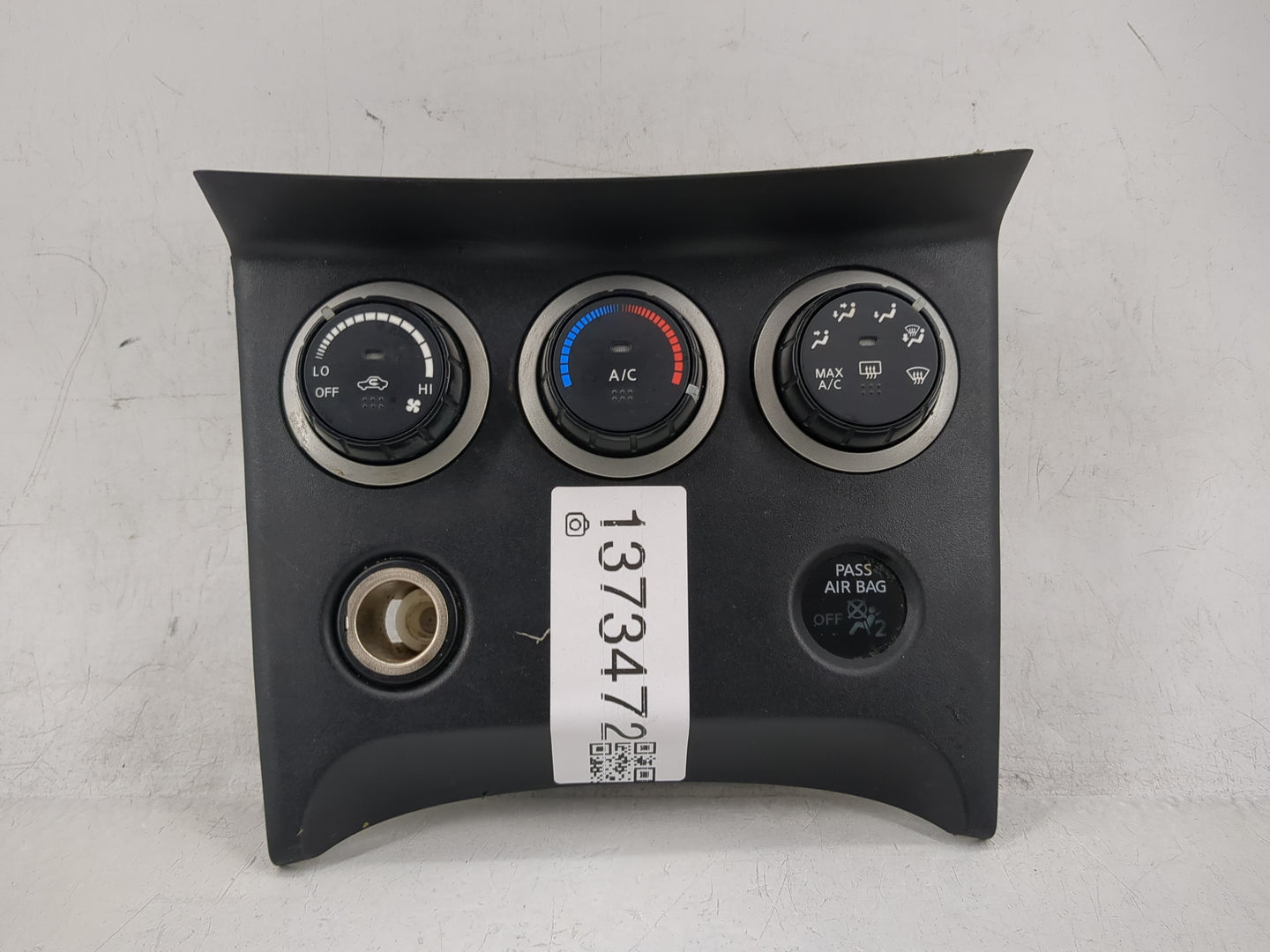 2015 Nissan Rogue Climate Control Module Temperature AC/Heater Replacement P/N:27500 1VL0C Fits OEM Used Auto Parts - Oemuse