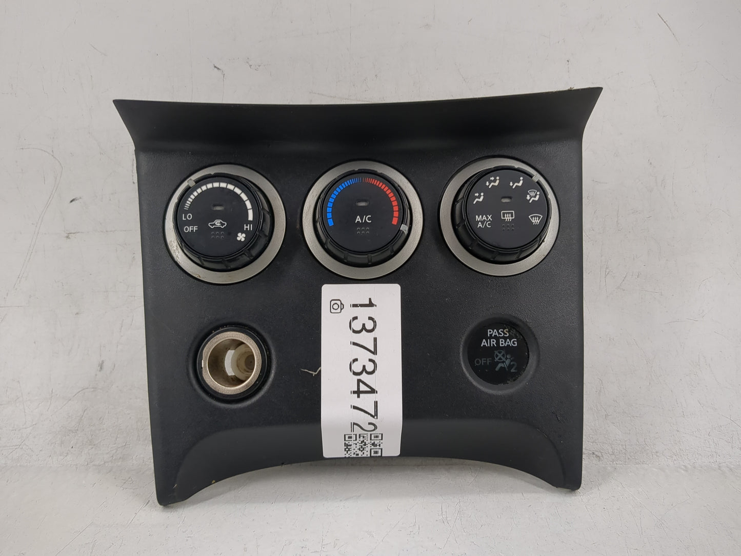 2015 Nissan Rogue Climate Control Module Temperature AC/Heater Replacement P/N:27500 1VL0C Fits OEM Used Auto Parts - Oemuse