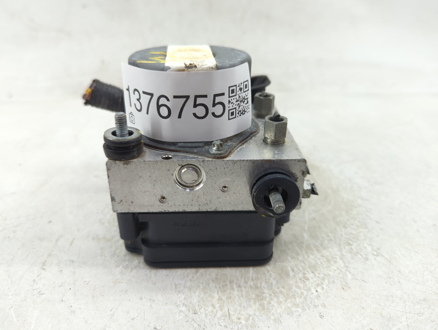 2014-2015 Nissan Rogue ABS Pump Control Module Replacement P/N:2265106527 Fits Fits 2014 2015 OEM Used Auto Parts - Oemuseda