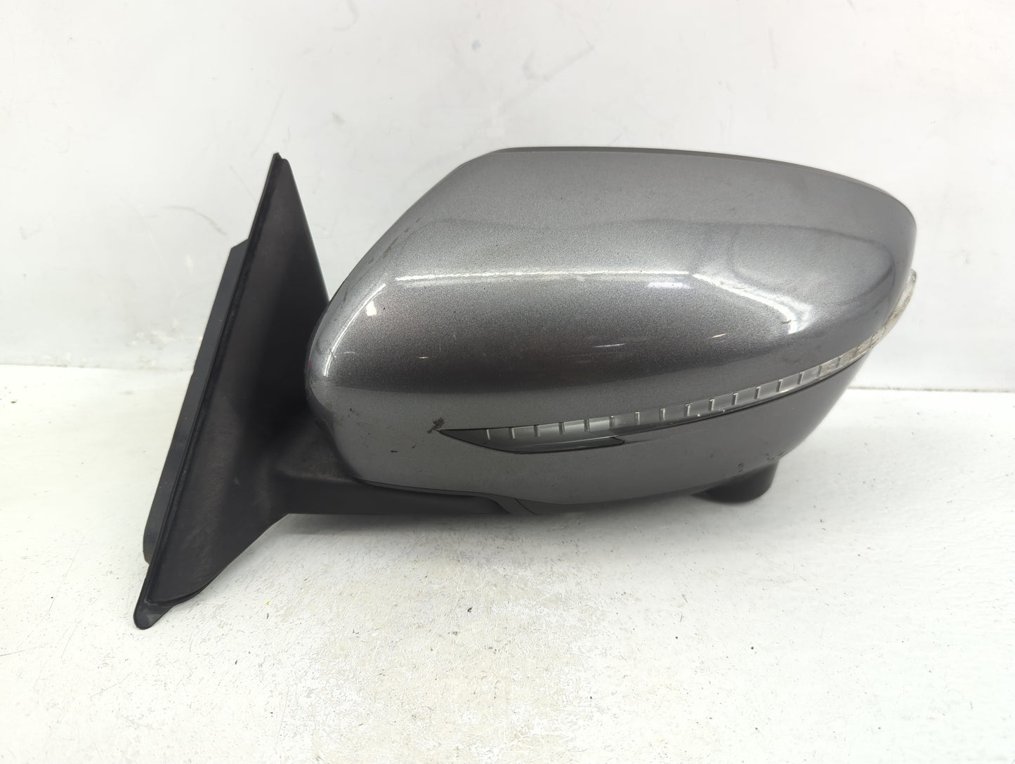 2014-2016 Nissan Rogue Driver Side View Mirror - Left Door Mirror OEM Used - Oemusedautoparts1.com