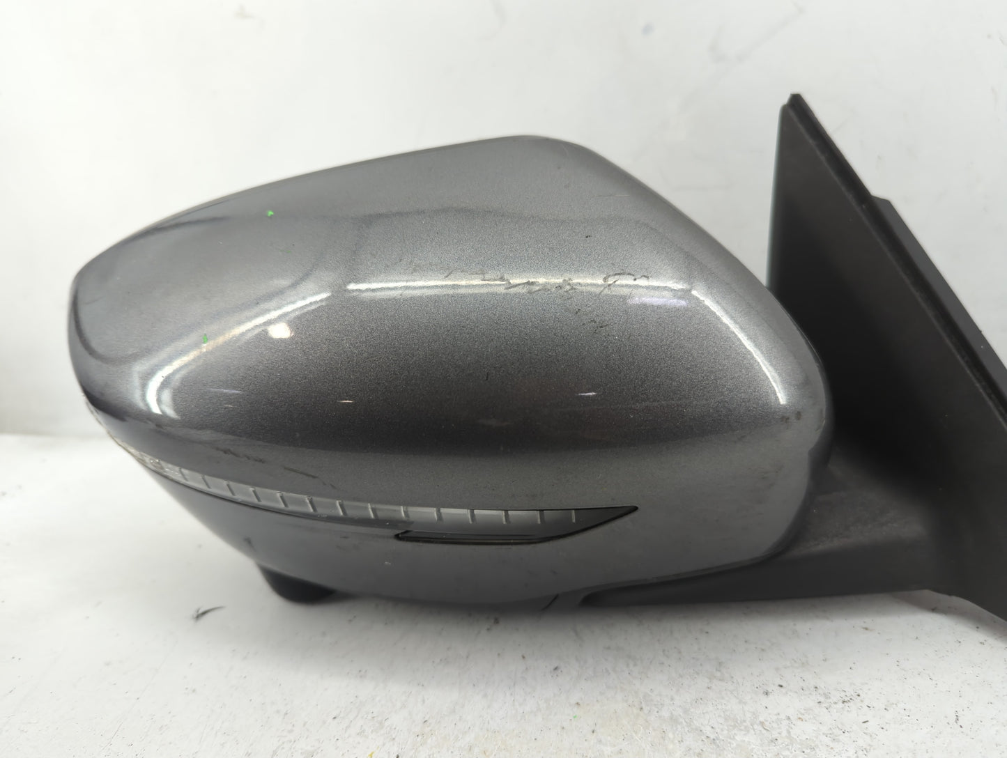 2014-2016 Nissan Rogue Passenger Side View Mirror - Right Door Mirror OEM Used - Oemusedautoparts1.com