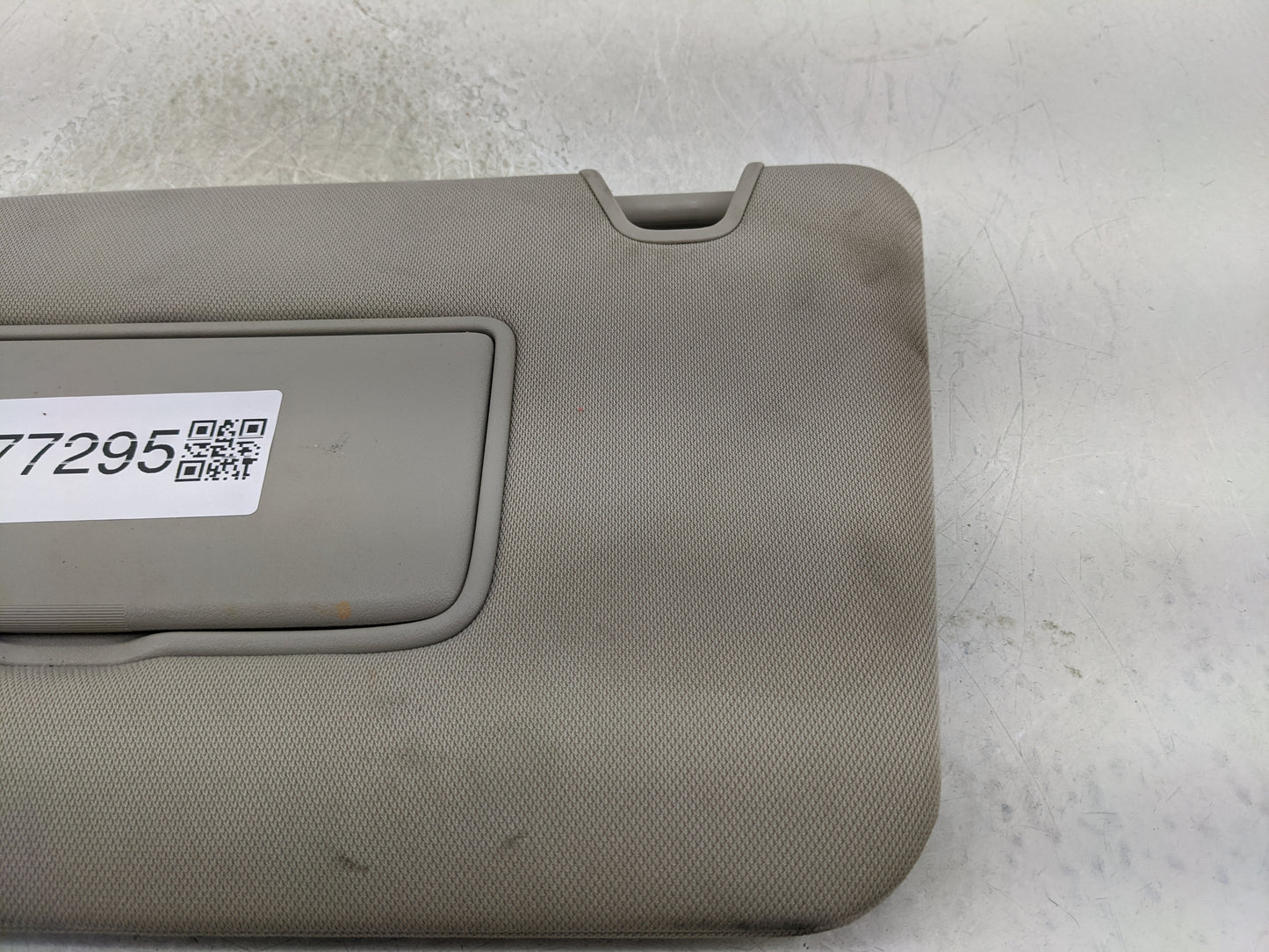 2014-2017 Nissan Rogue Sun Visor Shade Replacement Driver Left Mirror Fits Fits 2014 2015 2016 2017 OEM Used Auto Parts - Oe