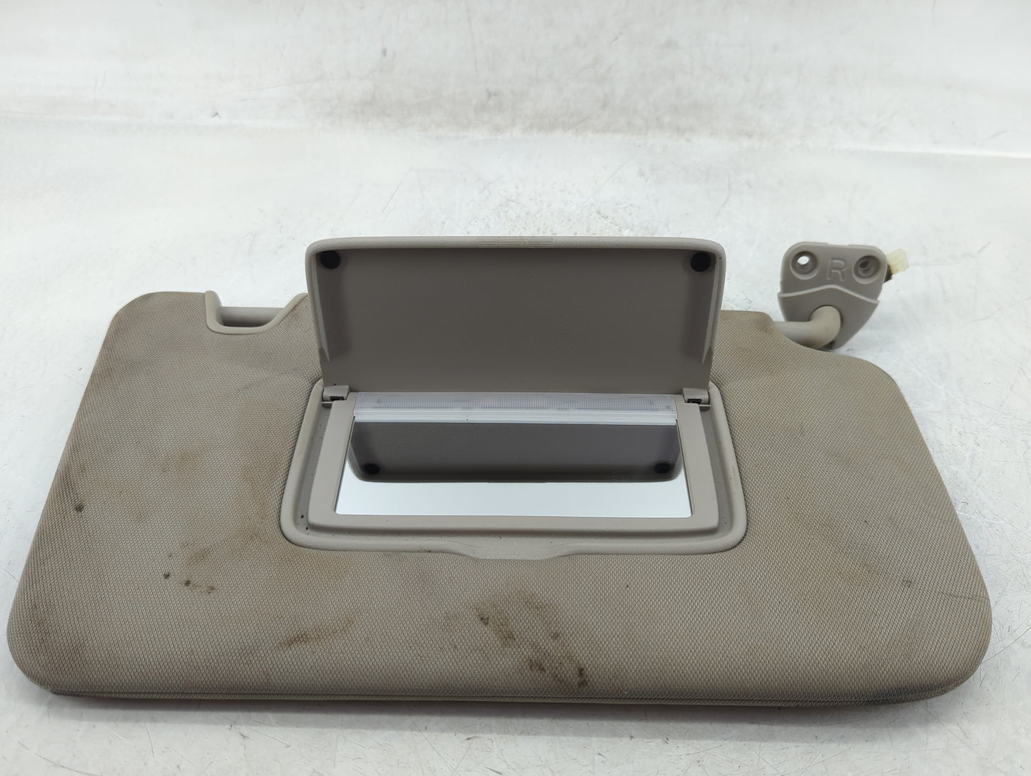 2014-2017 Nissan Rogue Sun Visor Shade Replacement Passenger Right Mirror Fits Fits 2014 2015 2016 2017 OEM Used Auto Parts 