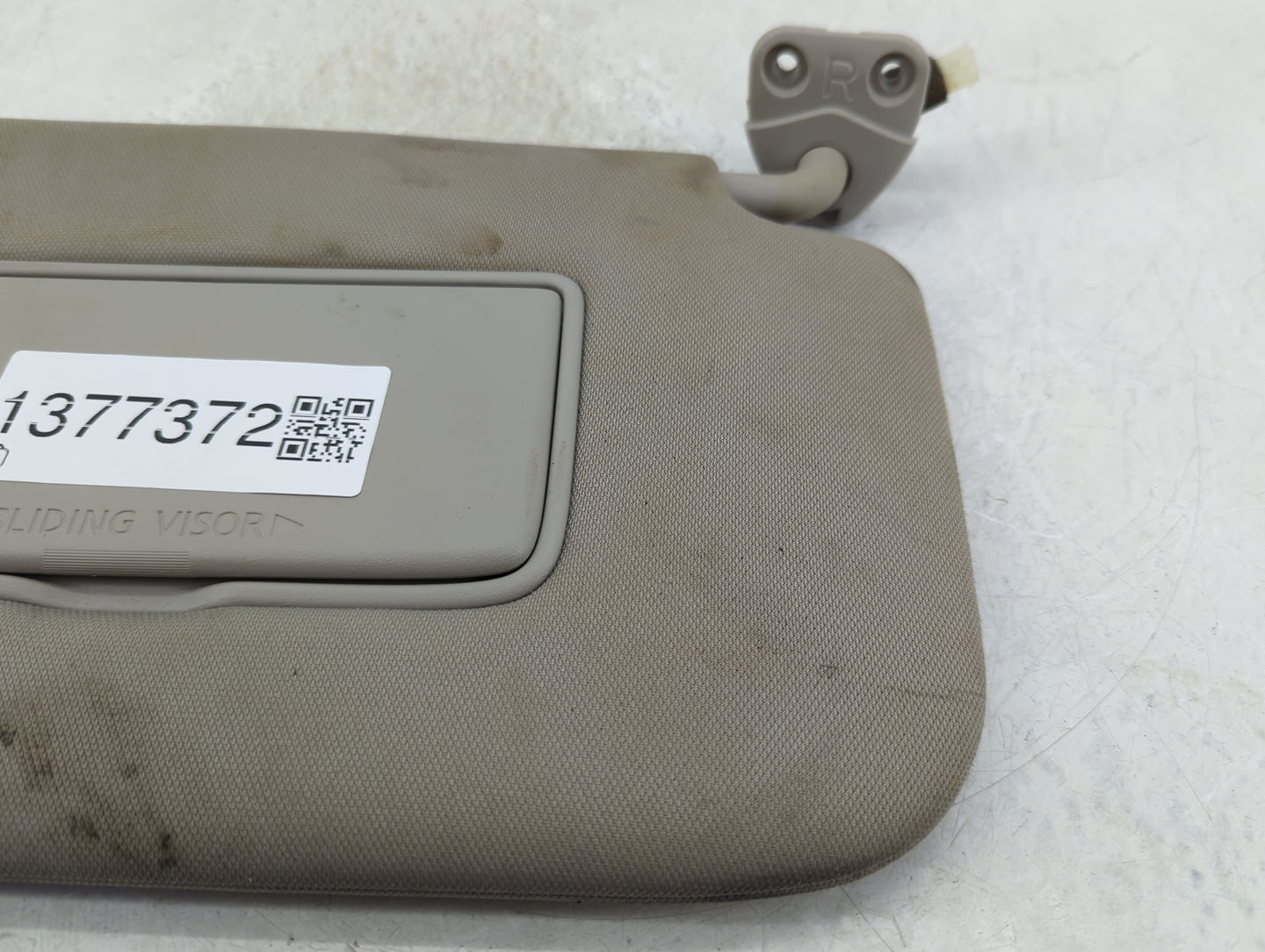 2014-2017 Nissan Rogue Sun Visor Shade Replacement Passenger Right Mirror Fits Fits 2014 2015 2016 2017 OEM Used Auto Parts 