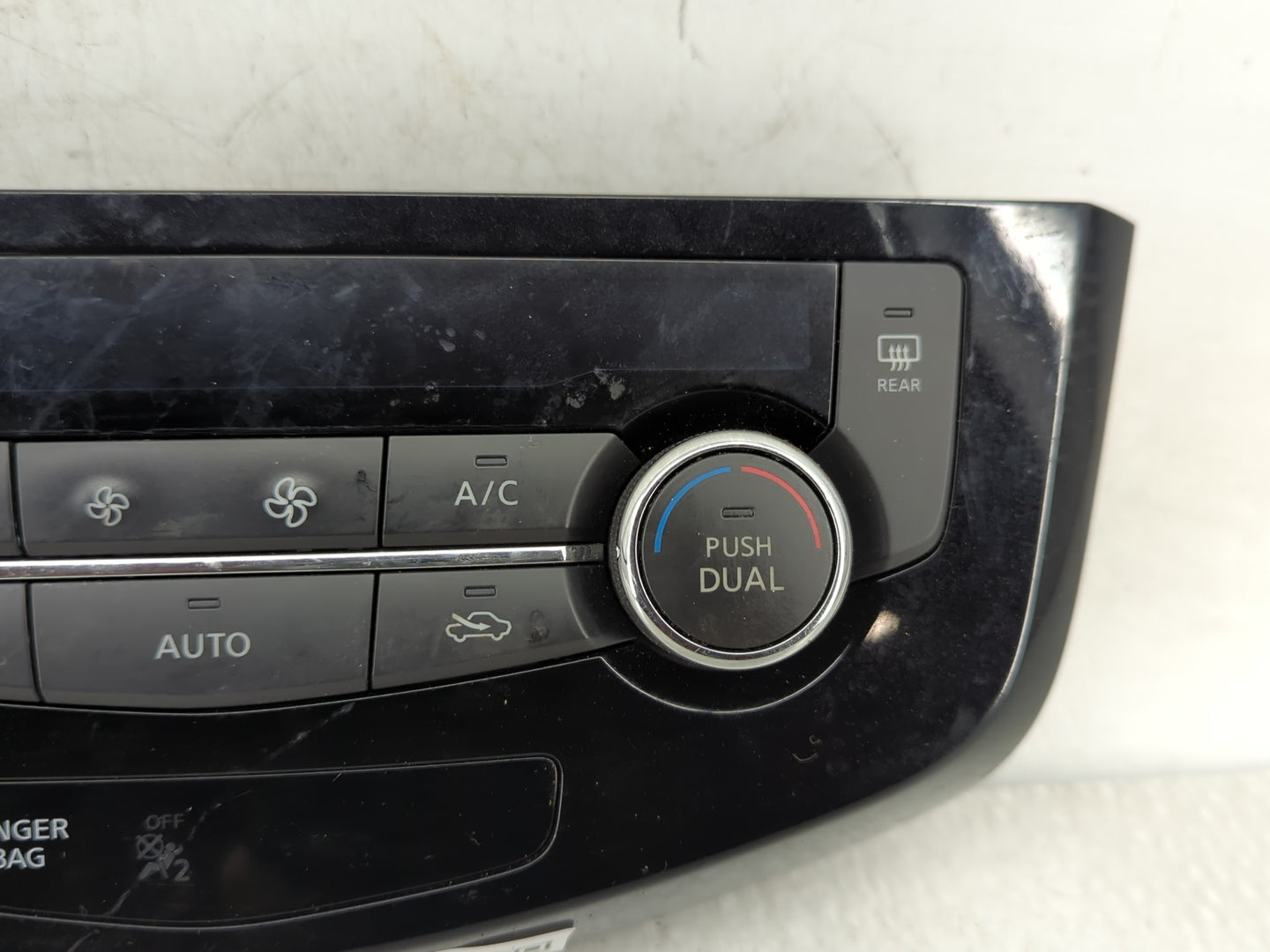 2014-2016 Nissan Rogue Climate Control Module Temperature AC/Heater Replacement P/N:27500 4BA0A Fits Fits 2014 2015 2016 OEM