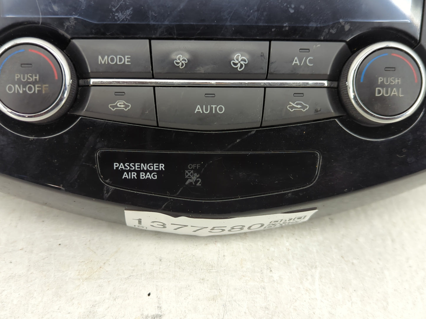 2014-2016 Nissan Rogue Climate Control Module Temperature AC/Heater Replacement P/N:27500 4BA0A Fits Fits 2014 2015 2016 OEM