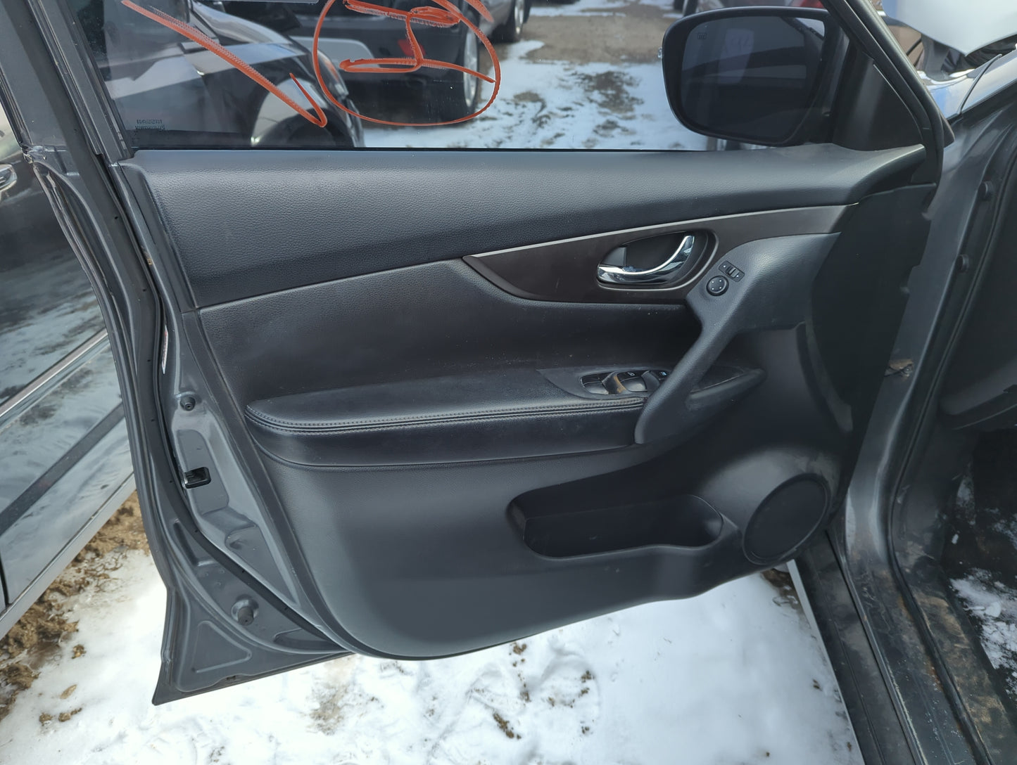 2015 Nissan Rogue Front Left Driver Interior Door Panel Trim - Oemusedautoparts1.com
