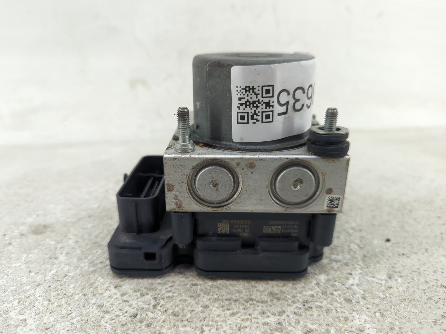 2015-2016 Nissan Rogue ABS Pump Control Module Replacement P/N:269 620 47660 5HA0A Fits Fits 2015 2016 OEM Used Auto Parts -