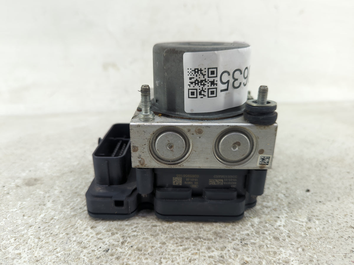 2015-2016 Nissan Rogue Anti-Lock Brake ABS Pump Module Actuator OEM P/N:269 620 47660 5HA0A Fits Fits 2015 2016 OEM Used Aut