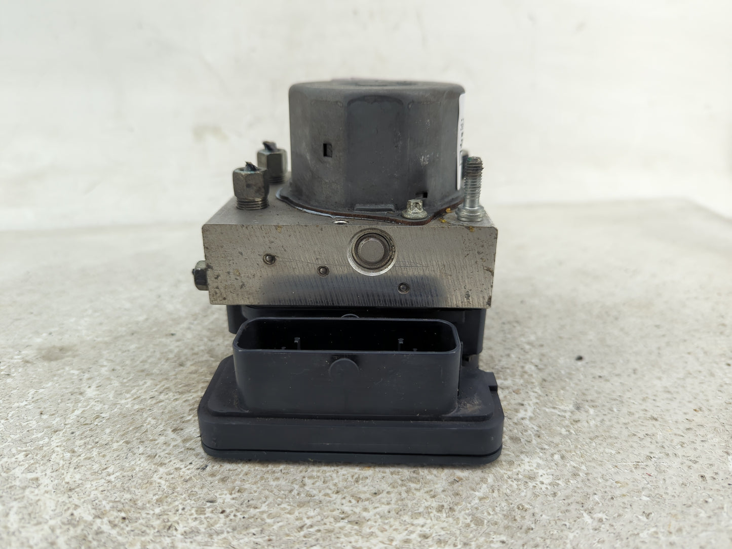 2015-2016 Nissan Rogue ABS Pump Control Module Replacement P/N:269 620 47660 5HA0A Fits Fits 2015 2016 OEM Used Auto Parts -
