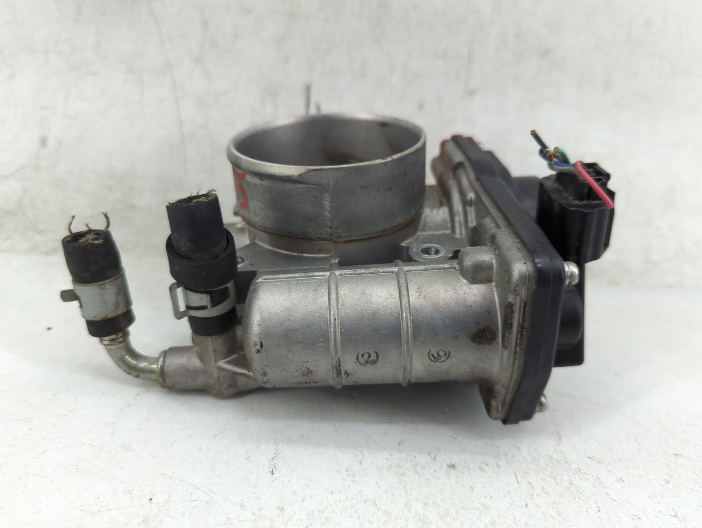 2011-2015 Nissan Rogue Throttle Body Fits Fits 2011 2012 2013 2014 2015 OEM Used Auto Parts - Oemusedautoparts1.com