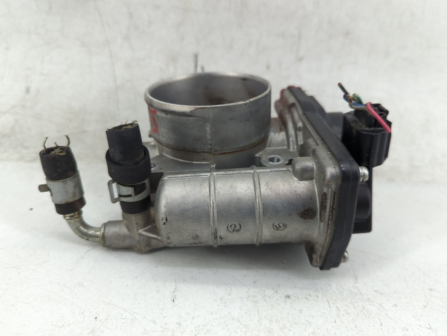 2011-2015 Nissan Rogue Throttle Body Fits Fits 2011 2012 2013 2014 2015 OEM Used Auto Parts - Oemusedautoparts1.com