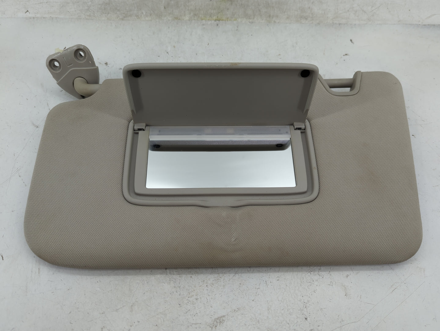 2014-2017 Nissan Rogue Sun Visor Shade Replacement Driver Left Mirror Fits Fits 2014 2015 2016 2017 OEM Used Auto Parts - Oe