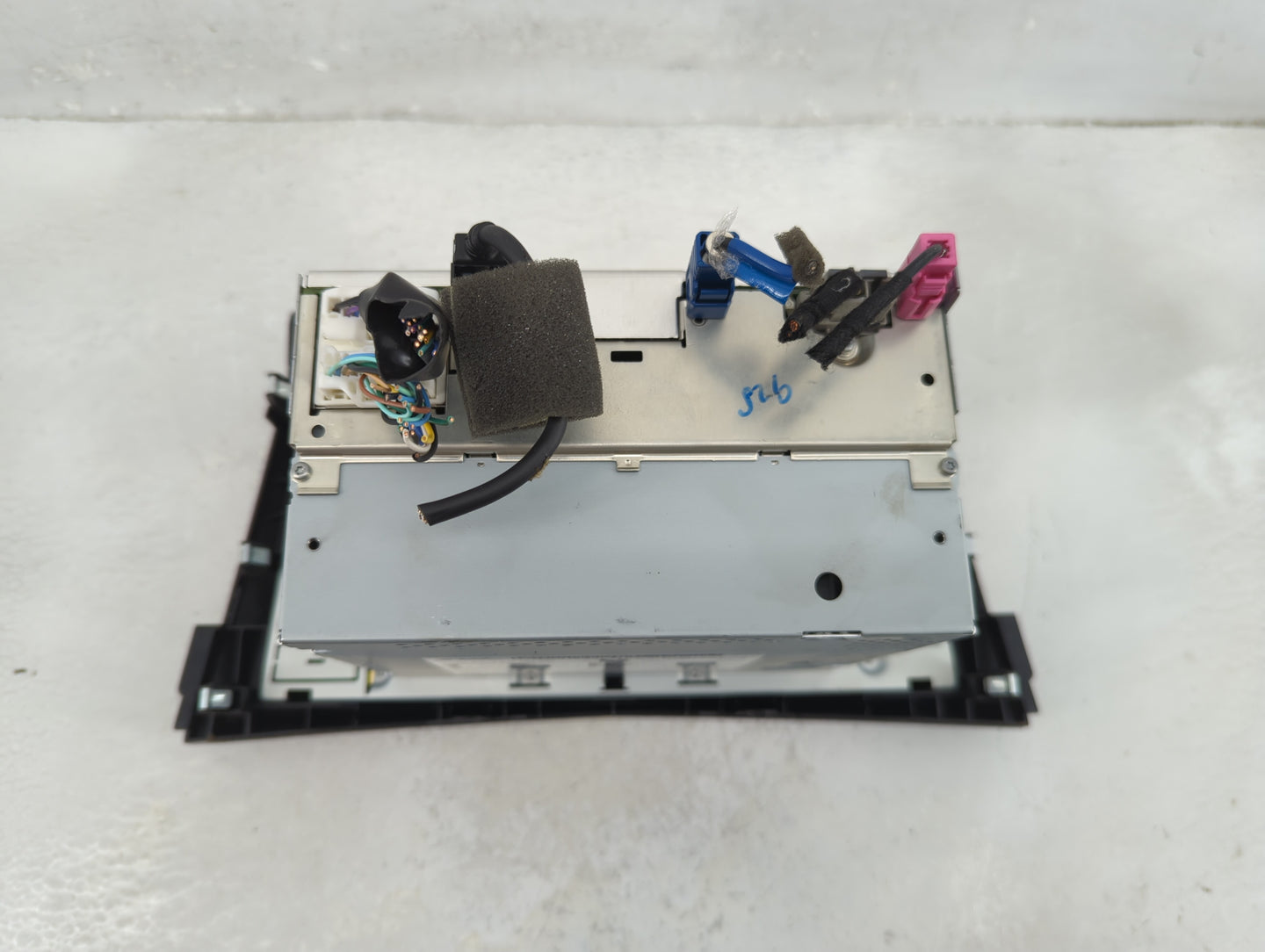 2015 Nissan Rogue Radio AM FM Cd Player Receiver Replacement P/N:7612051320 Fits OEM Used Auto Parts - Oemusedautoparts1.com