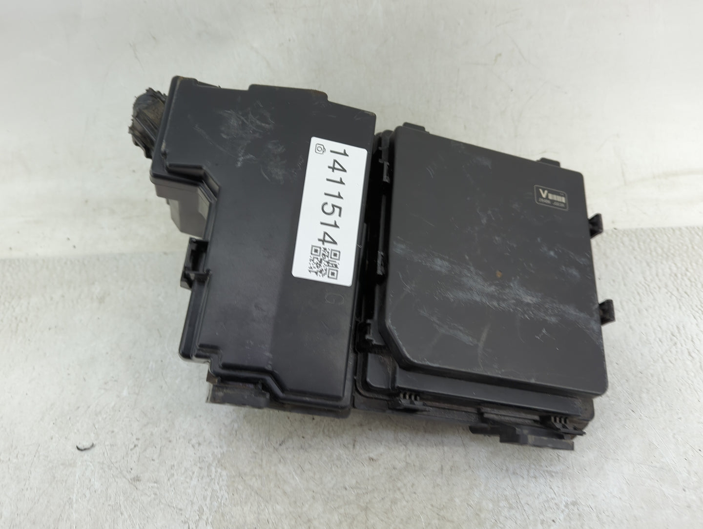 2012-2015 Nissan Rogue Fusebox Fuse Box Panel Relay Module Fits Fits 2012 2013 2014 2015 OEM Used Auto Parts - Oemusedautopa