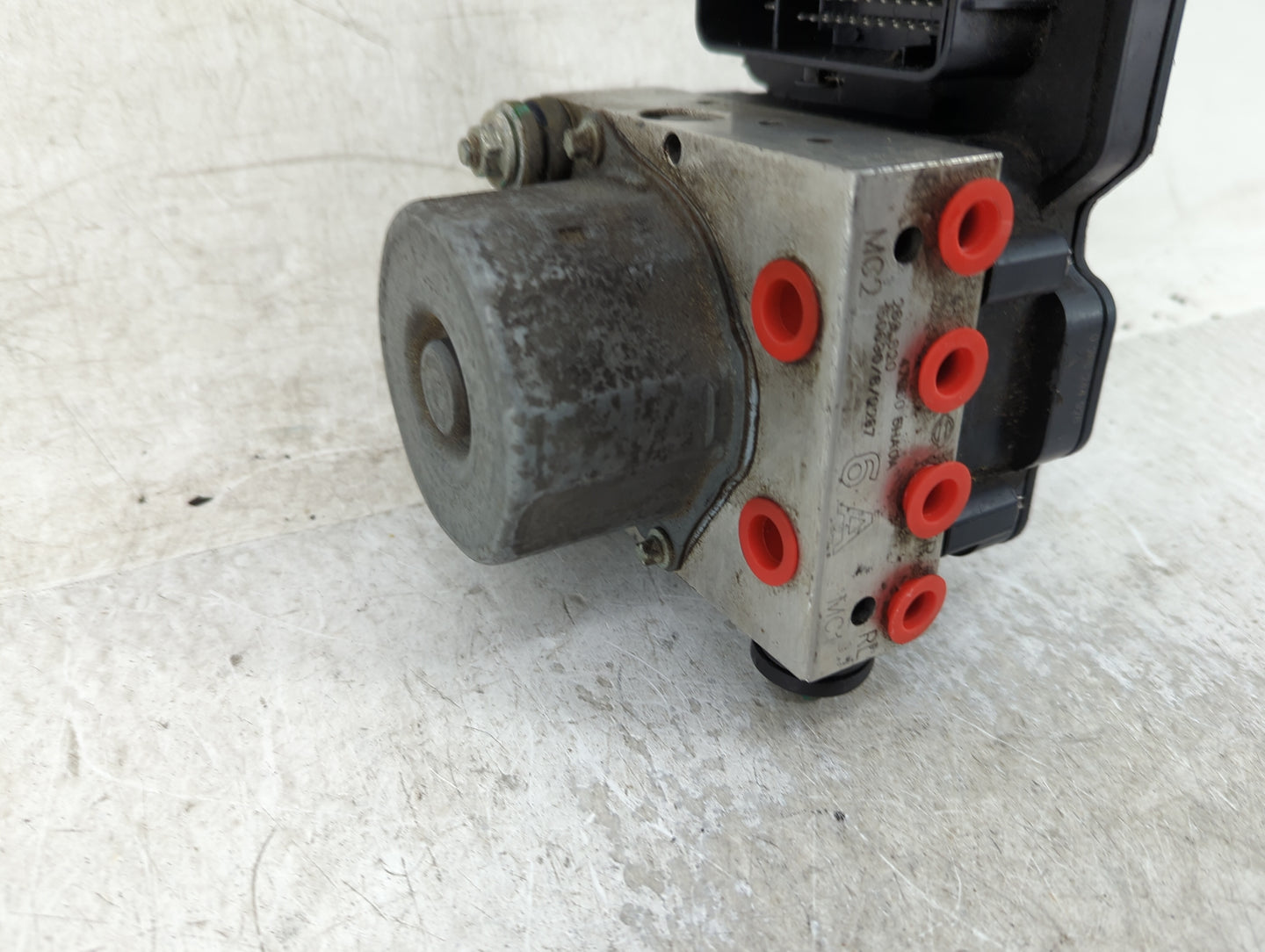 2014-2015 Nissan Rogue ABS Pump Control Module Replacement P/N:47660 5HA0A Fits Fits 2014 2015 OEM Used Auto Parts - Oemused