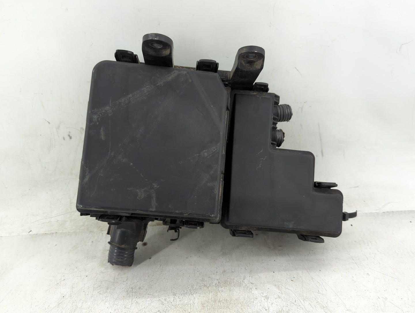 2014-2016 Nissan Rogue Fusebox Fuse Box Panel Relay Module P/N:284B7 4BA0A Fits Fits 2014 2015 2016 OEM Used Auto Parts - Oe