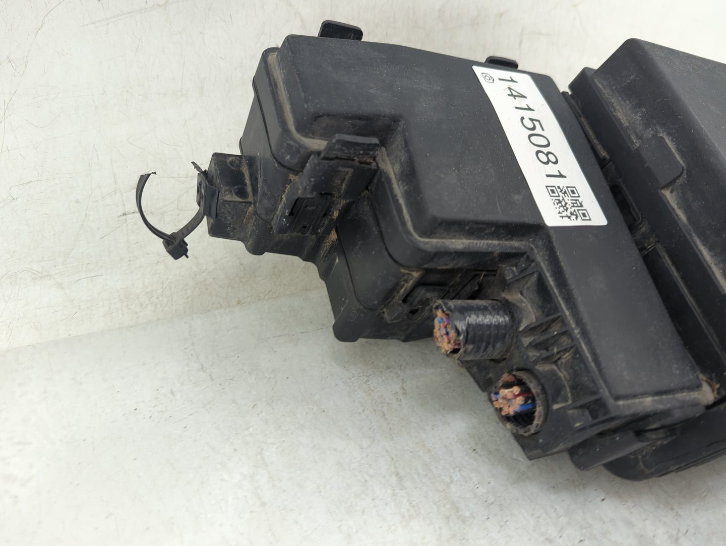 2014-2016 Nissan Rogue Fusebox Fuse Box Panel Relay Module Fits Fits 2014 2015 2016 OEM Used Auto Parts - Oemusedautoparts1.