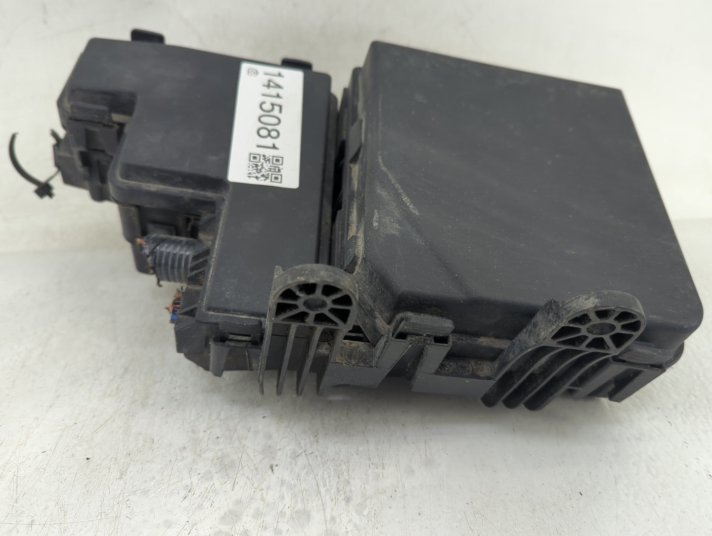 2014-2016 Nissan Rogue Fusebox Fuse Box Panel Relay Module Fits Fits 2014 2015 2016 OEM Used Auto Parts - Oemusedautoparts1.