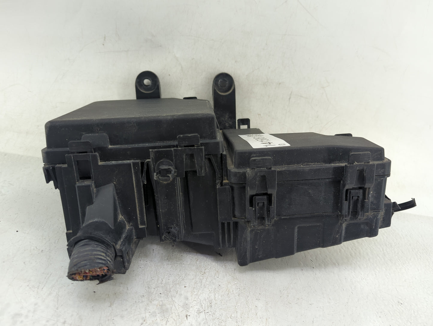 2014-2016 Nissan Rogue Fusebox Fuse Box Panel Relay Module Fits Fits 2014 2015 2016 OEM Used Auto Parts - Oemusedautoparts1.