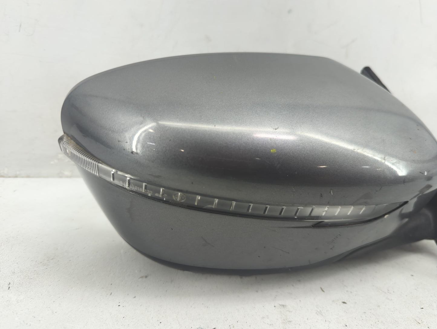 2014-2016 Nissan Rogue Passenger Side View Mirror - Right Door Mirror OEM Used - Oemusedautoparts1.com